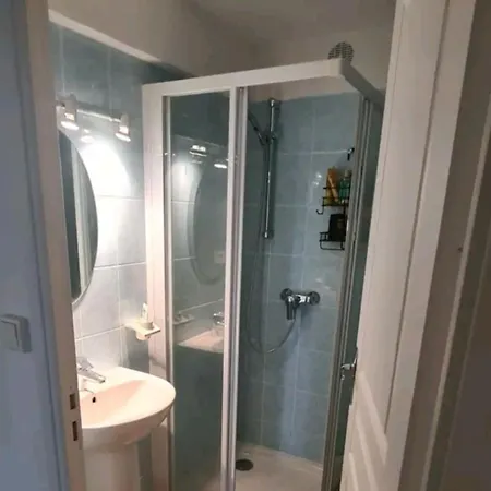Centre Appartement,jardin Et Piscine. Charme+